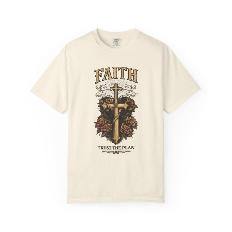 Faith Cross T-Shirt — Inspirierendes christliches T-Shirt „Vertraue dem Plan“.